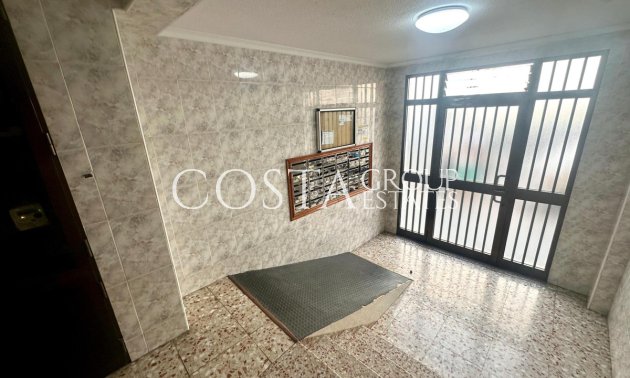 Wiederverkauf - Apartments -
Alicante - Alicante Centro