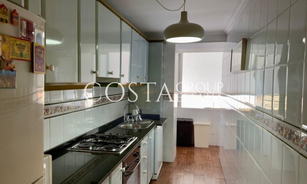 Revente - Apartments -
Alicante - Alicante Centro