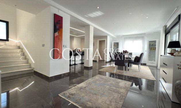 Wiederverkauf - House -
Alicante - Alicante Centro