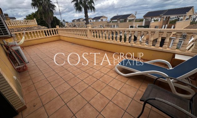 Wiederverkauf - House -
Orihuela Costa