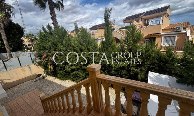 Wiederverkauf - House -
Orihuela Costa