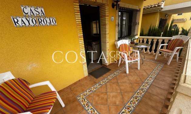 Wiederverkauf - House -
Orihuela Costa