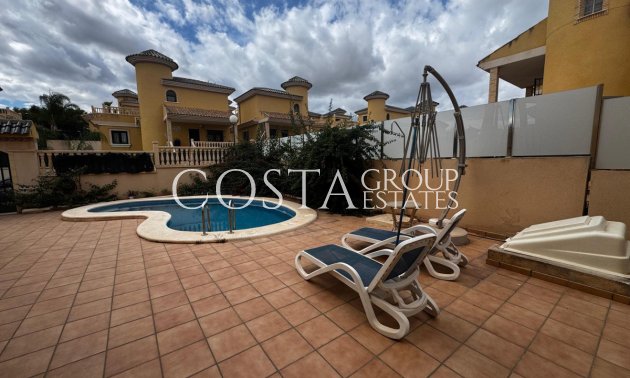 Wiederverkauf - House -
Orihuela Costa