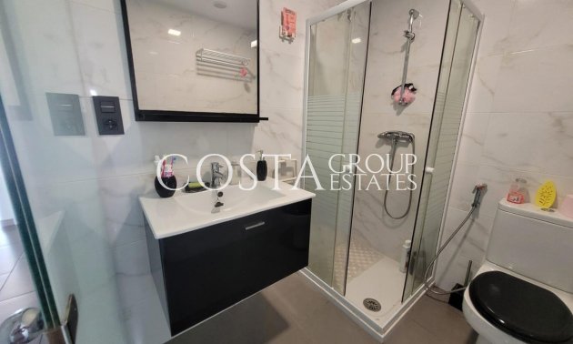 Wiederverkauf - House -
Orihuela Costa