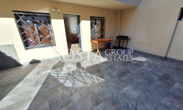 Resale - House -
Torrevieja