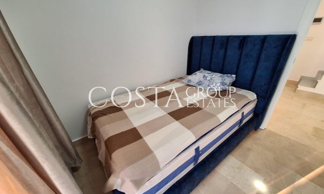 Resale - House -
Torrevieja