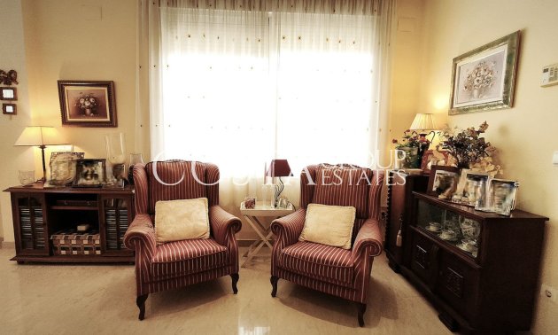 Revente - Villa -
Alicante - Alicante Centro