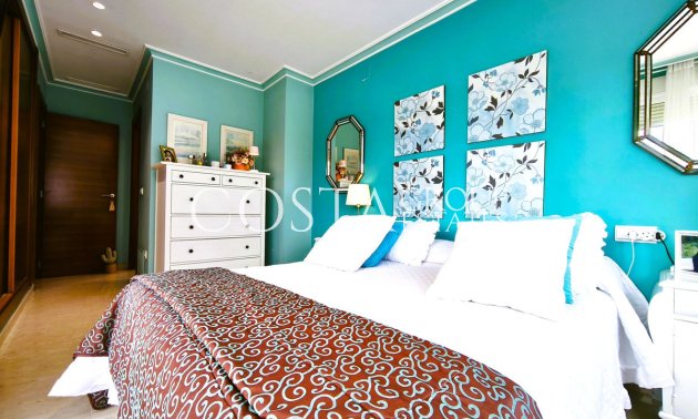 Revente - Villa -
Alicante - Alicante Centro