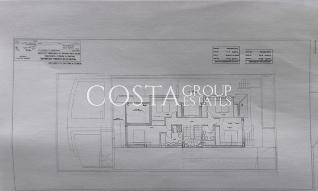 Revente - Villa -
Alicante - Alicante Centro