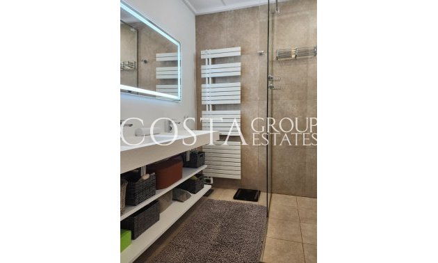 Resale - Villa -
Benitachell - Cumbre Del Sol