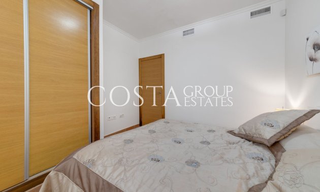 Herverkoop - Huis -
Orihuela Costa - Mil Palmeras