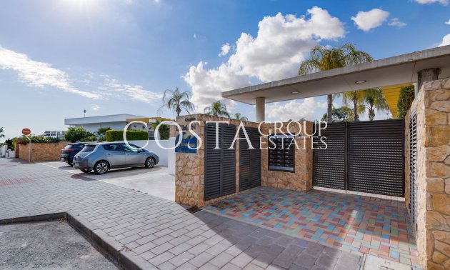 Herverkoop - Huis -
Orihuela Costa - Mil Palmeras