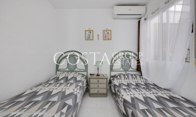 Resale - Apartments -
Orihuela Costa