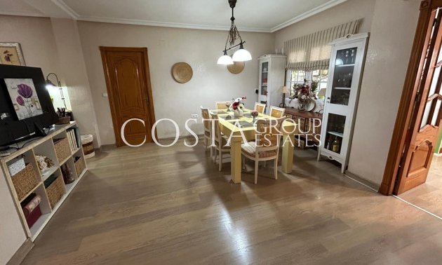 Herverkoop - Villa -
Los Montesinos - Los Montesinos Centro