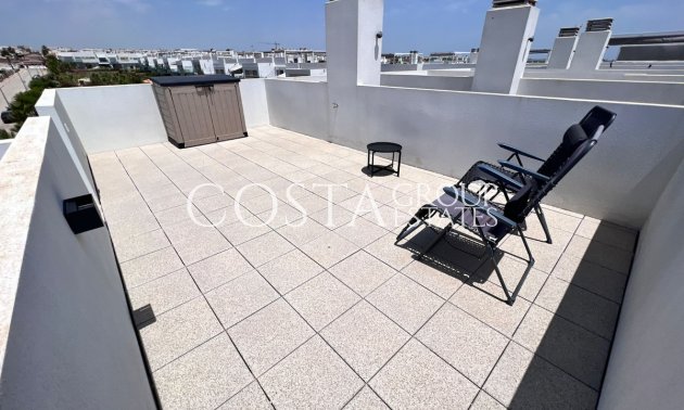 Resale - Apartments -
Orihuela Costa - Vista Bella Golf
