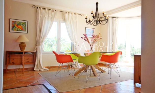 Resale - Villa -
Teulada - Moraira