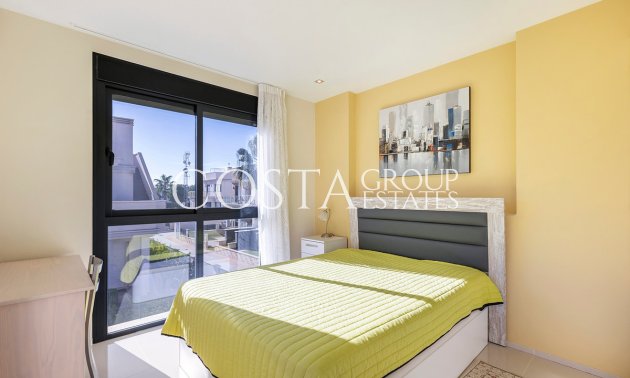 Herverkoop - Villa -
Orihuela Costa - La Zenia