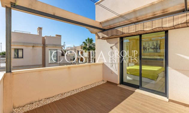 Herverkoop - Villa -
Orihuela Costa - La Zenia