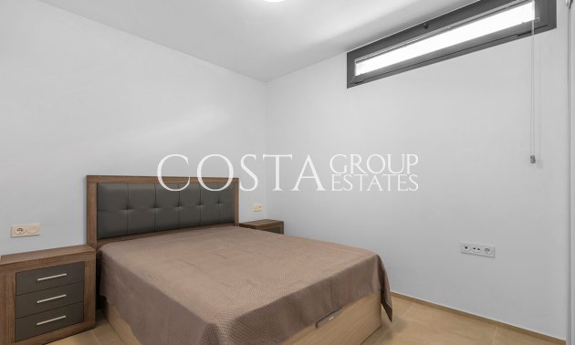 Herverkoop - Villa -
Orihuela Costa - La Zenia