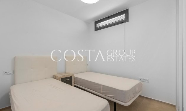 Herverkoop - Villa -
Orihuela Costa - La Zenia