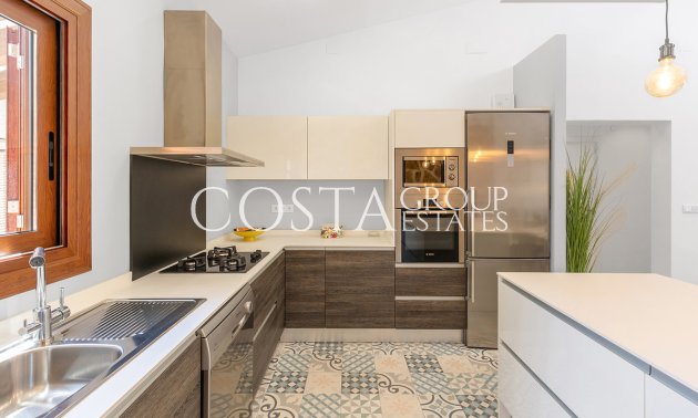 Wiederverkauf - Villa -
Orihuela Costa - Punta Prima