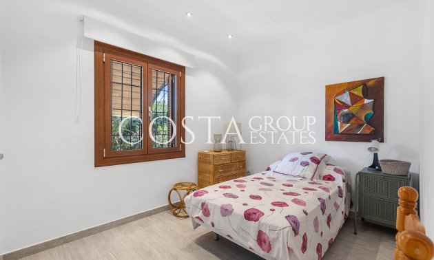 Wiederverkauf - Villa -
Orihuela Costa - Punta Prima