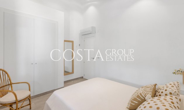 Wiederverkauf - Villa -
Orihuela Costa - Punta Prima