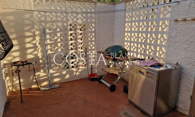 Herverkoop - Villa -
Orihuela Costa - Campoamor