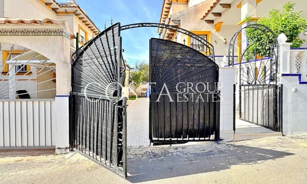 Herverkoop - Huis -
Orihuela Costa - La Campana