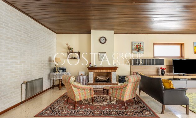 Odsprzedaż - Willa -
Orihuela Costa