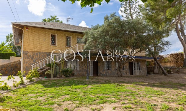 Odsprzedaż - Willa -
Orihuela Costa