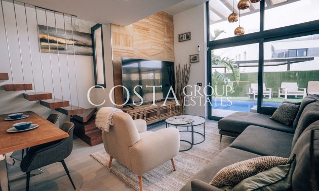 Herverkoop - Villa -
Orihuela Costa - Lomas de Cabo Roig