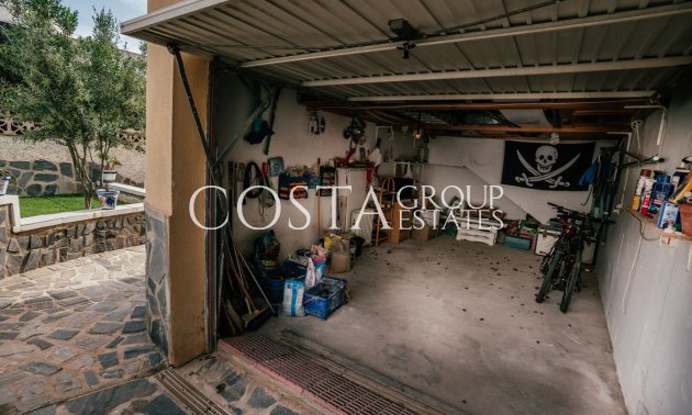 Herverkoop - Villa -
Orihuela Costa - Villamartin