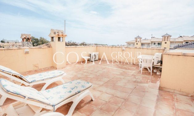 Herverkoop - Villa -
Orihuela Costa - Villamartin