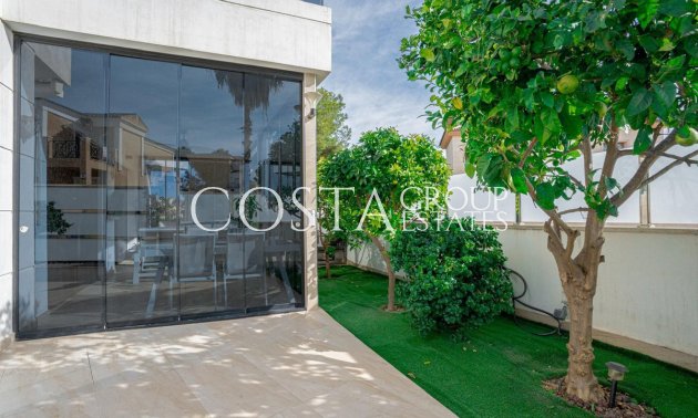 Herverkoop - Villa -
Orihuela Costa - Villamartin