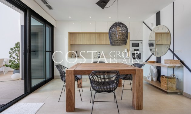 Herverkoop - Villa -
Benijofar