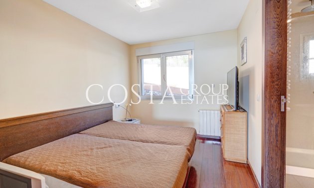 Resale - Villa -
Calpe - Les Bassetes