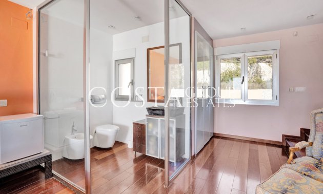 Resale - Villa -
Calpe - Les Bassetes