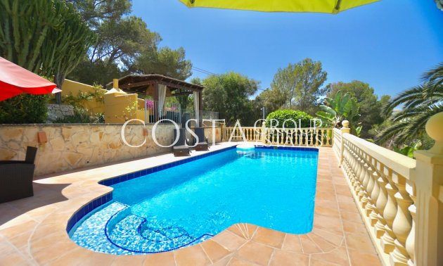 Herverkoop - Villa -
Teulada - Moraira
