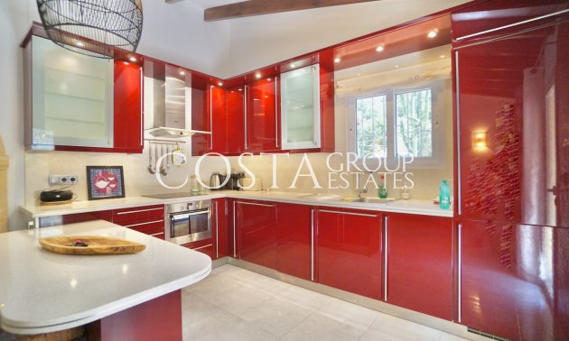 Herverkoop - Villa -
Teulada - Moraira