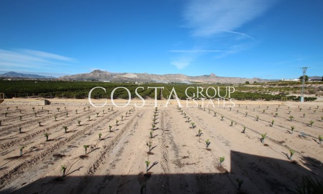 Herverkoop - Villa -
Murcia - Murcia City