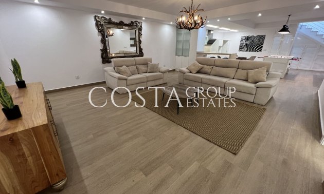 Resale - Villa -
San Miguel de Salinas - San Miguel de Salinas Centro