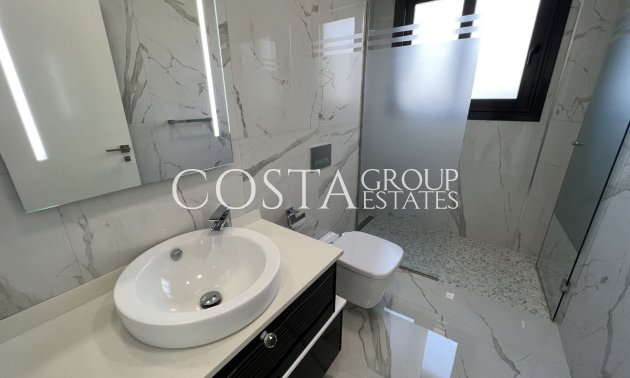 Resale - Villa -
San Miguel de Salinas - San Miguel de Salinas Centro