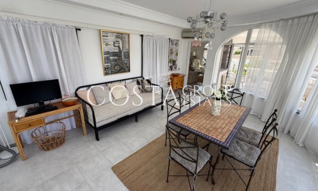 Herverkoop - Villa -
Torrevieja