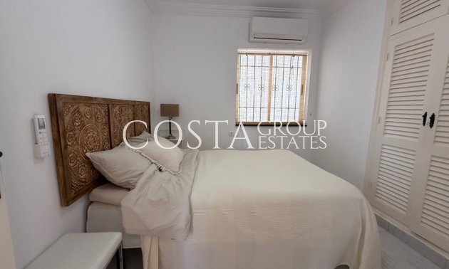 Herverkoop - Villa -
Torrevieja