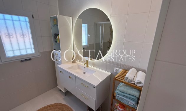 Herverkoop - Villa -
Torrevieja