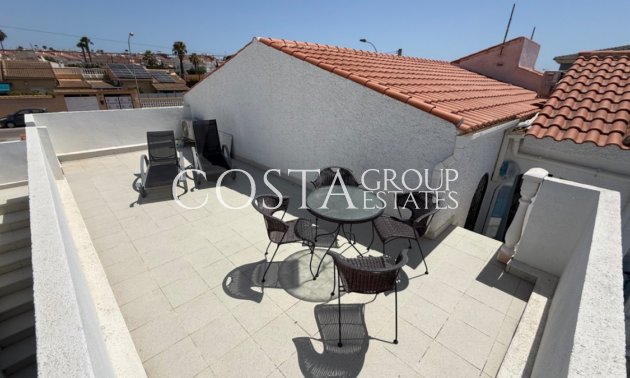 Herverkoop - Villa -
Torrevieja