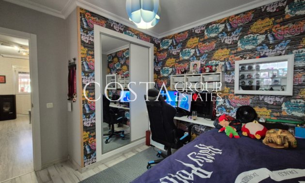 Herverkoop - Huis -
Torrevieja