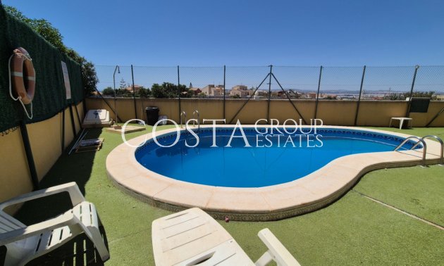 Herverkoop - Huis -
Torrevieja