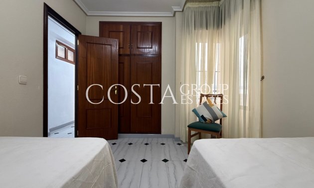 Odsprzedaż - Apartments -
Torrevieja